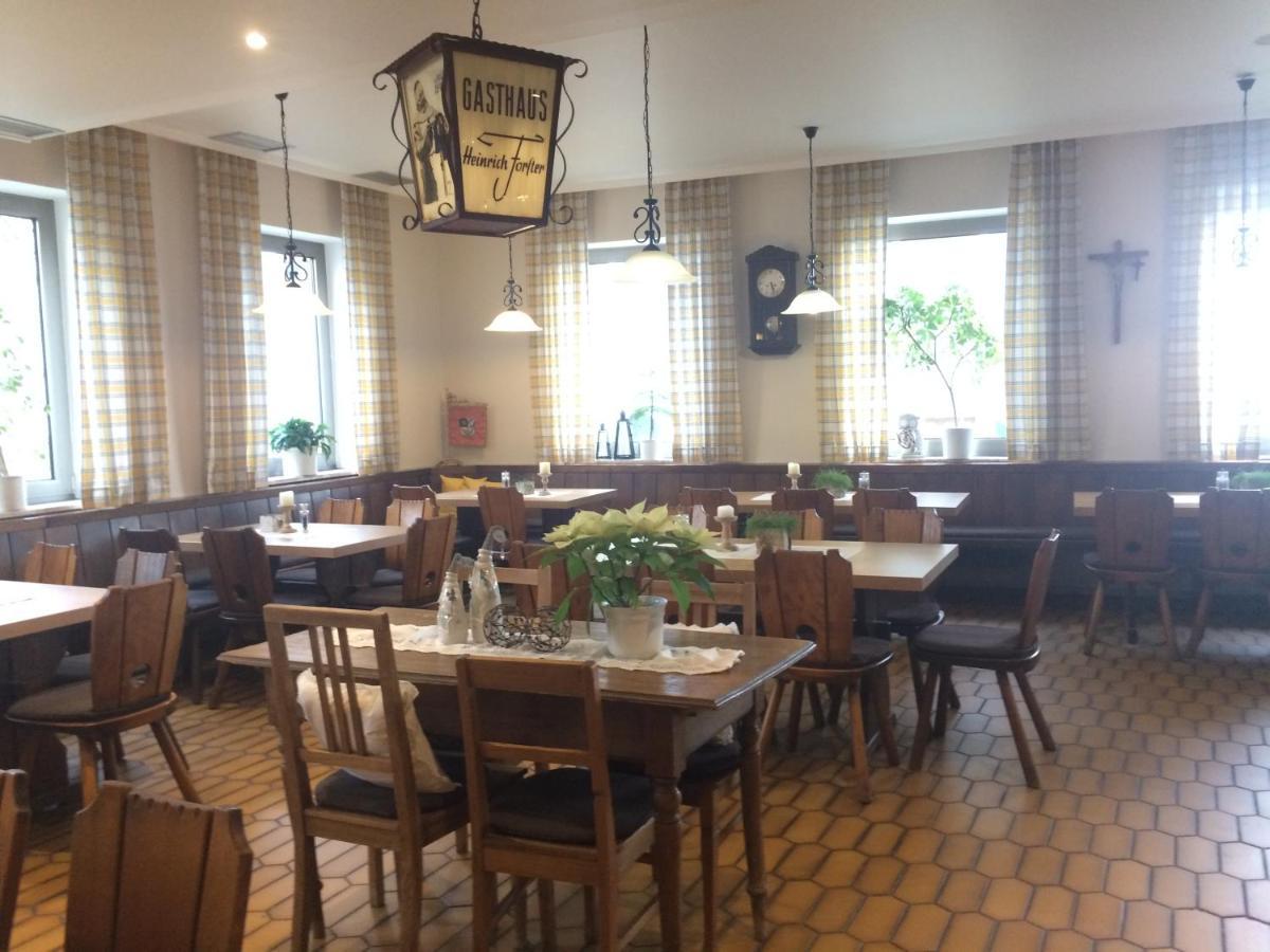 Landgasthof Zum Goldenen Loewen Moosbach  Ngoại thất bức ảnh