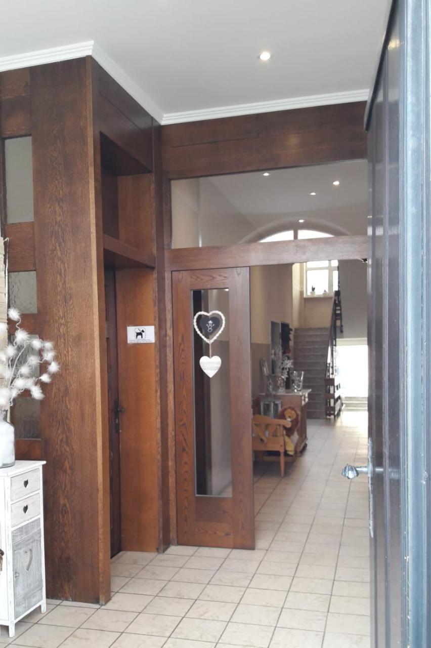 Landgasthof Zum Goldenen Loewen Moosbach  Ngoại thất bức ảnh